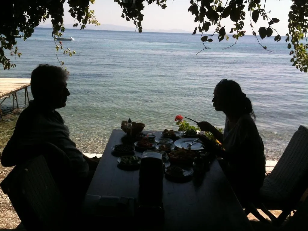Ergin Pansiyon Karaburun Penzion